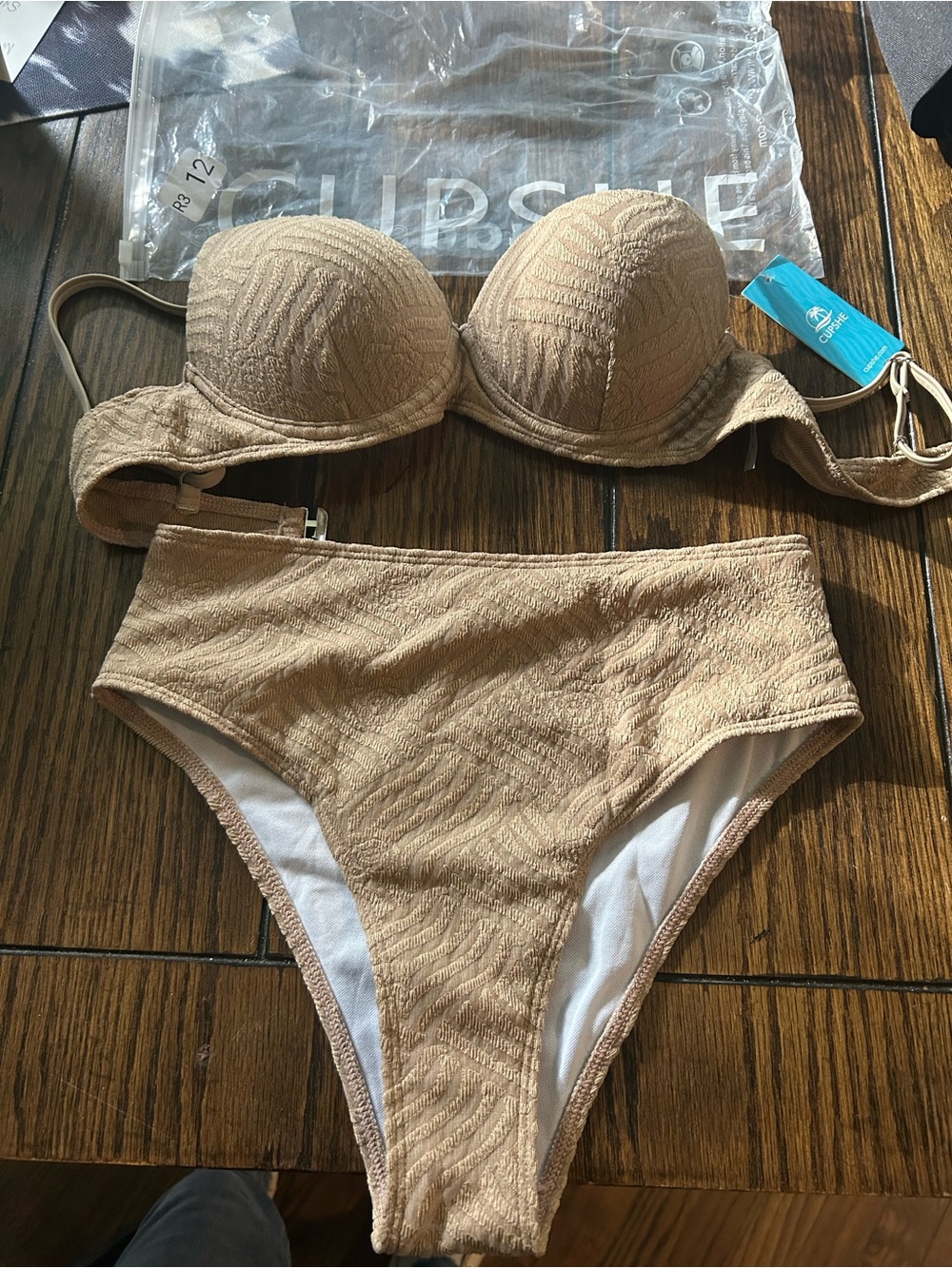 Cupshe bikini set